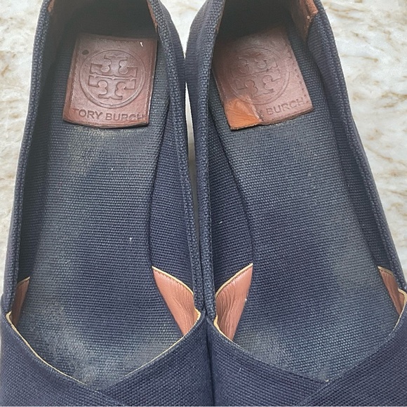 Tory Burch Filipa Navy canvas wedge espadrills, size 8/9 (see details) - Picture 7 of 9